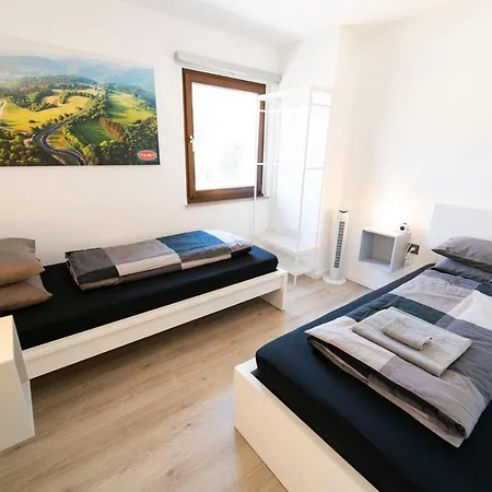 North Loop Rooms Adenau Exterior photo